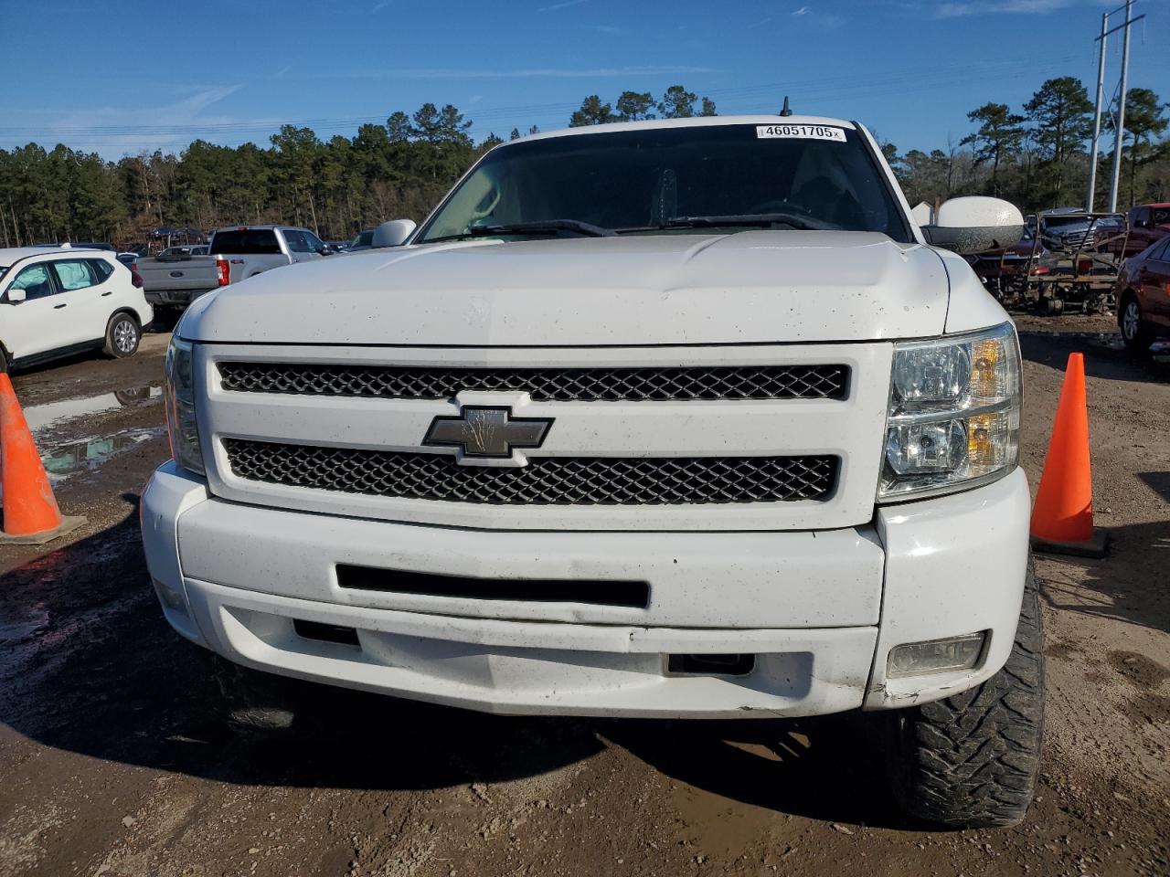 2009 Chevrolet Silverado - Image 5
