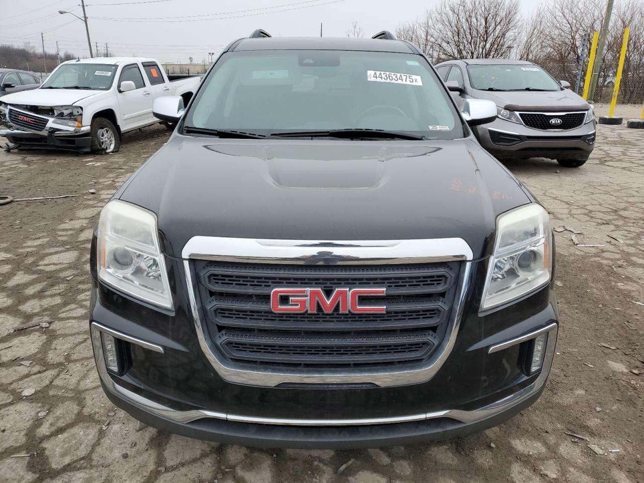 2016 GMC Terrain - Image 5