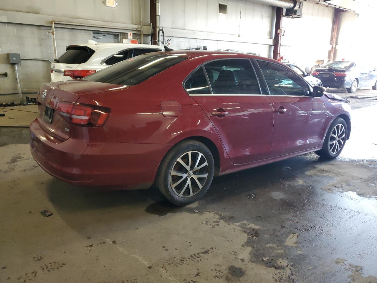 2017 Volkswagen Jetta - Image 3