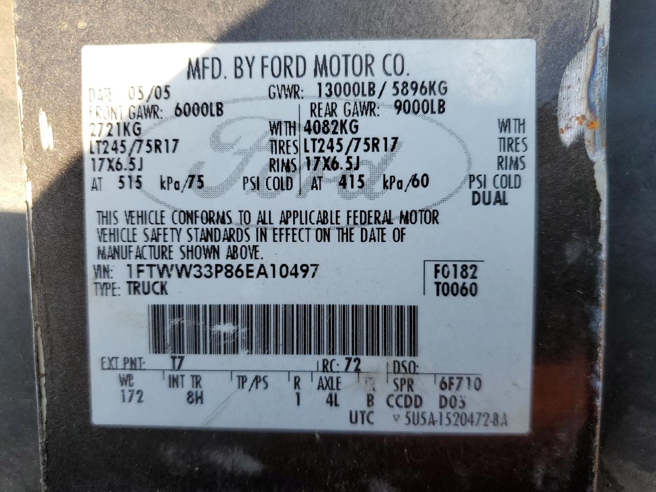 2006 Ford F350 - Image 12