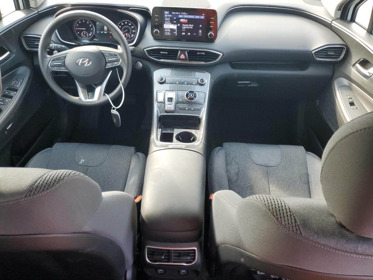 2022 Hyundai Santa Fe - Image 8