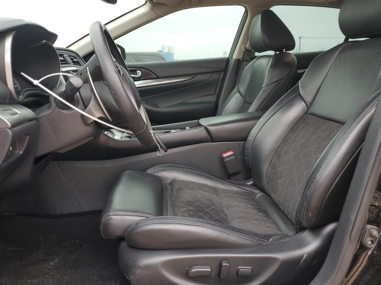 2017 Nissan Maxima - Image 7