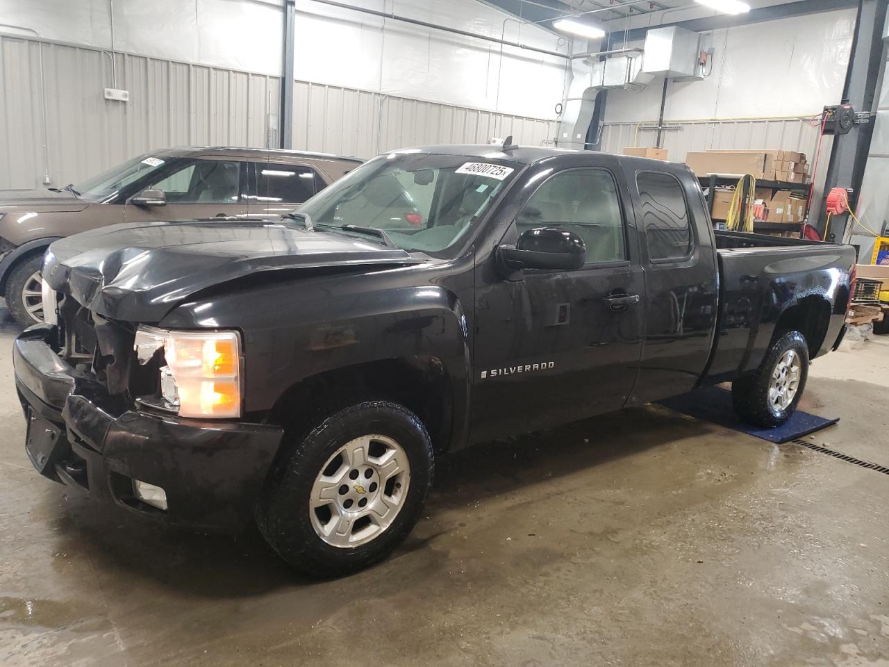 2007 Chevrolet Silverado - Image 1