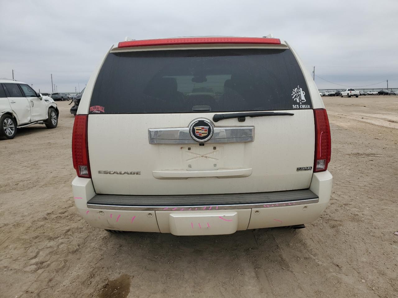 2009 Cadillac Escalade - Image 6