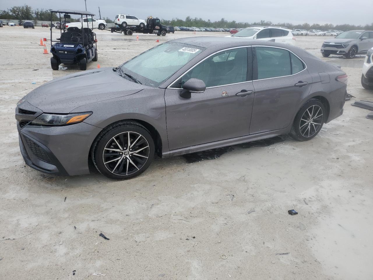 4T1G11AK9NU633173 TOYOTA CAMRY 2022