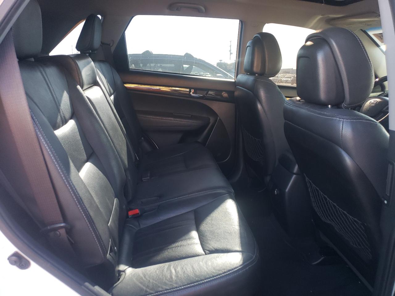 2013 Kia Sorento - Image 11