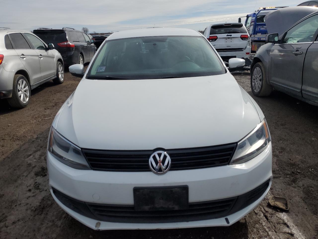 2014 Volkswagen Jetta - Image 5