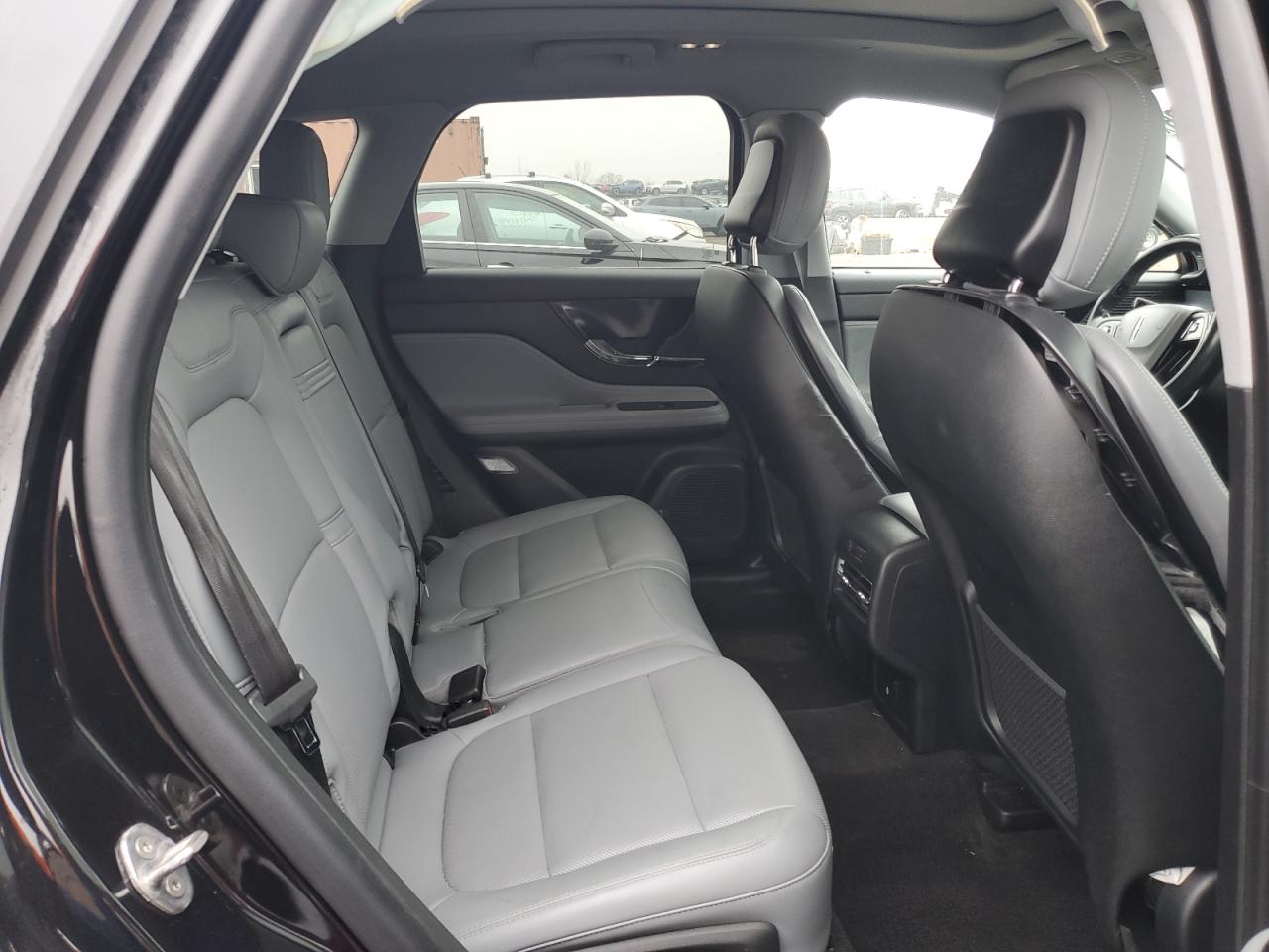 2020 Lincoln Corsair - Image 10