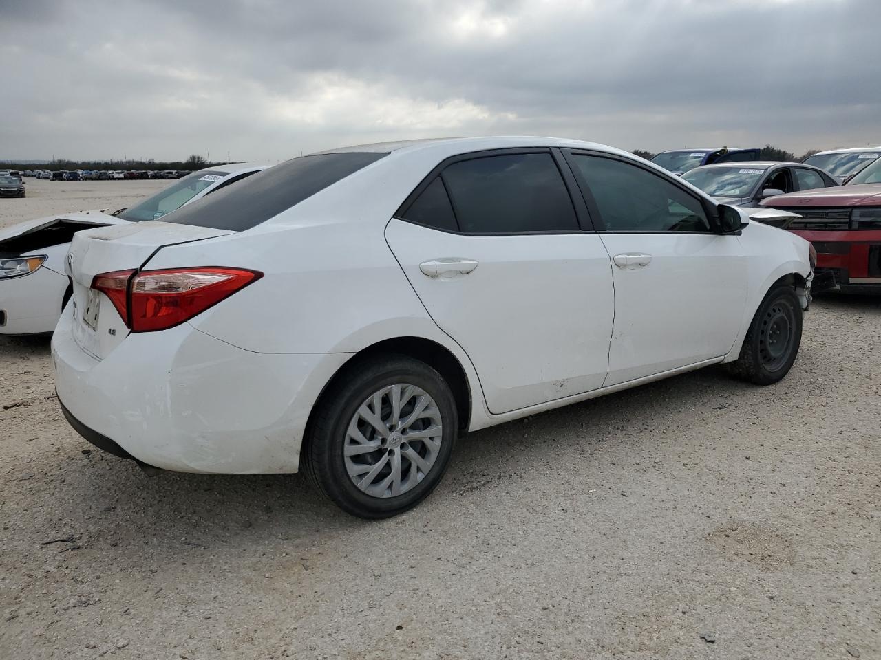 5YFBURHE4HP676552 TOYOTA COROLLA 2017