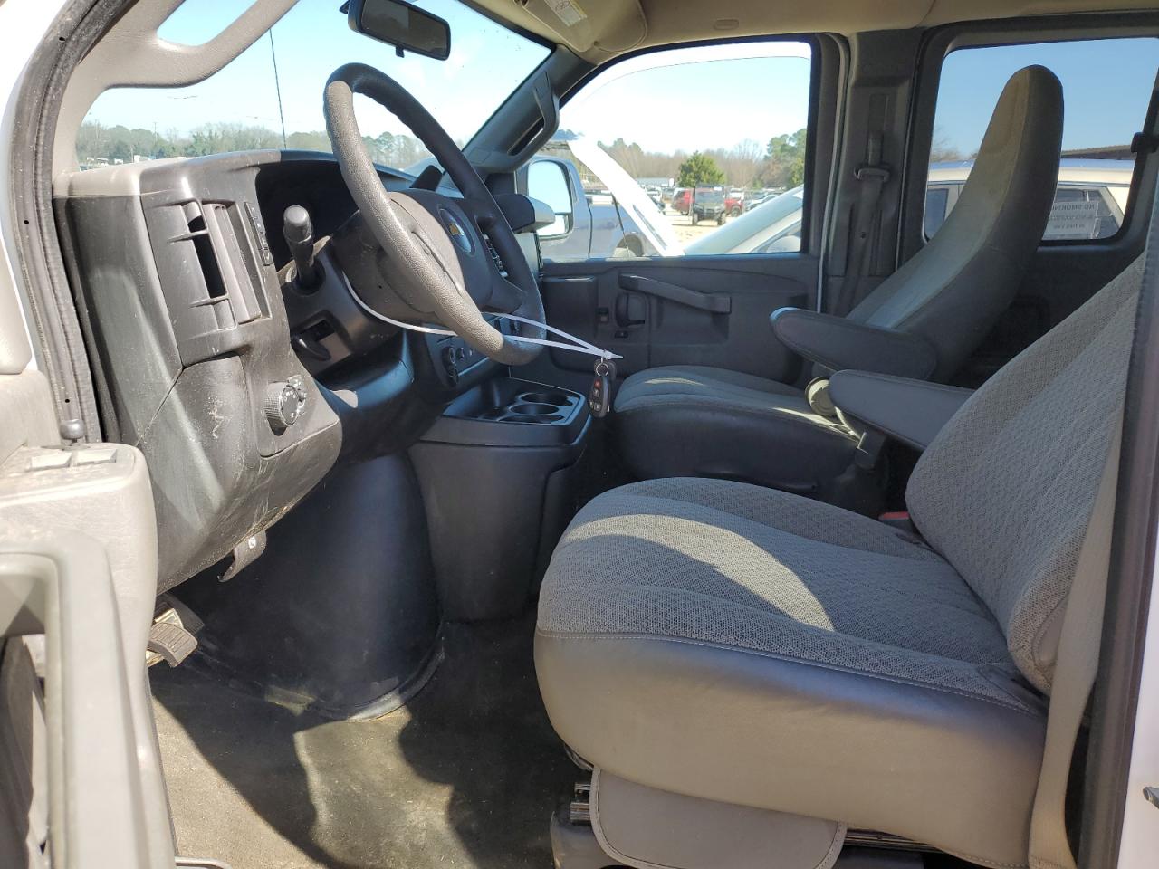 2018 Chevrolet Express G3500 Lt VIN: 1GAZGPFG1J1320173 Lot: 45585895