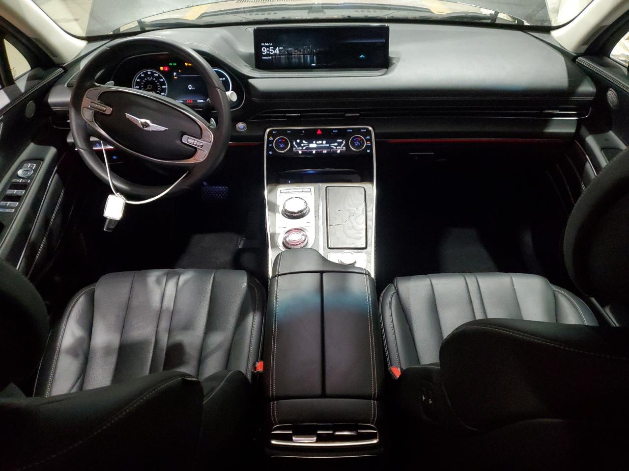 2024 Genesis GV80 - Image 8