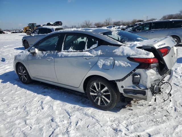  NISSAN VERSA 2021 Srebrny