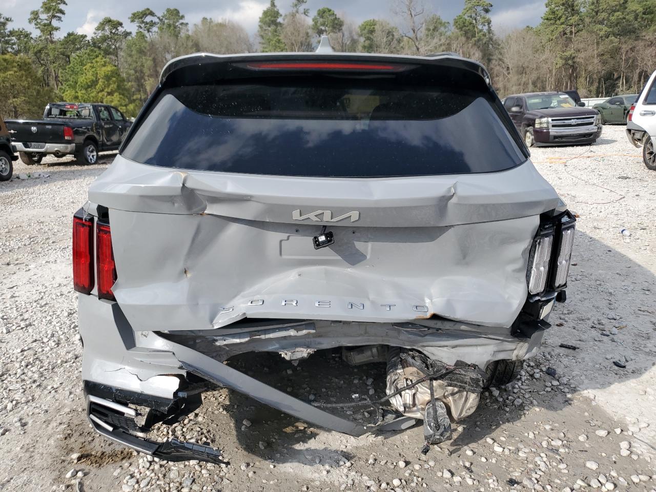 2022 Kia Sorento - Image 6