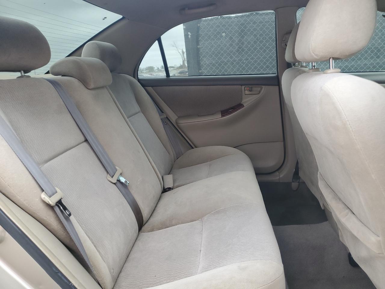 2006 Toyota Corolla - Image 10