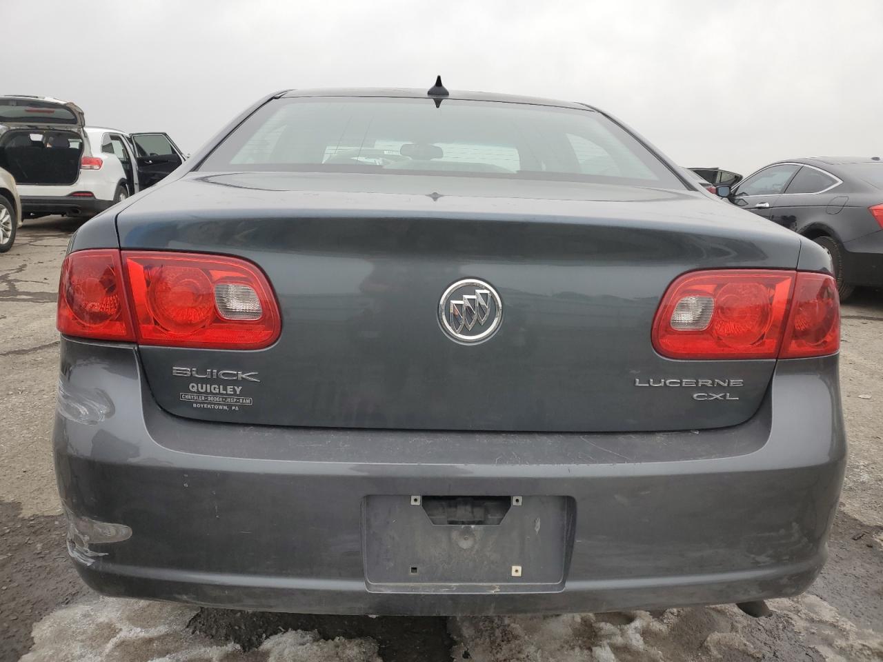 2009 Buick Lucerne - Image 6