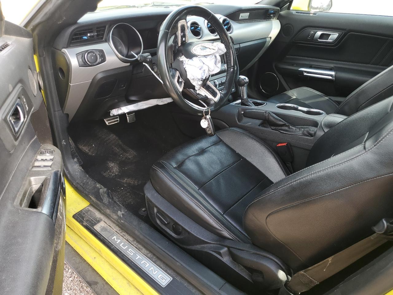 1FATP8UH9M5108350 FORD ALL Models 2021