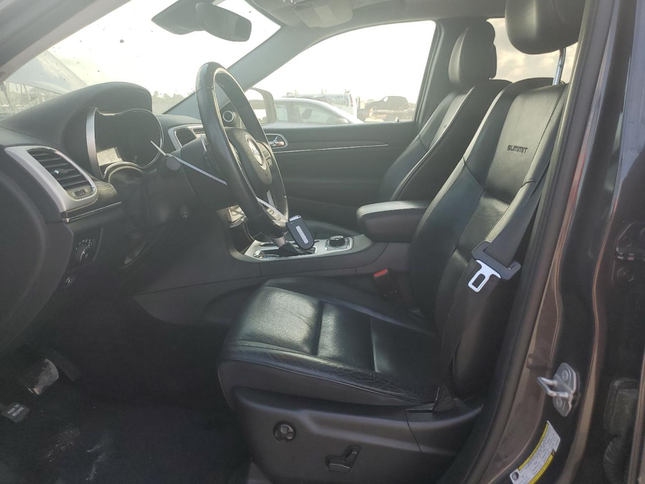2018 Jeep Grand Cherokee - Image 7