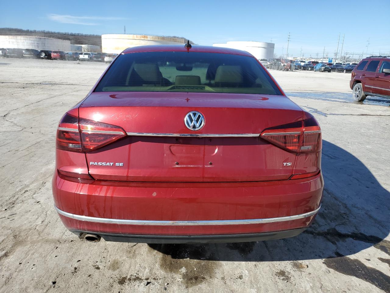 2018 Volkswagen Passat - Image 6