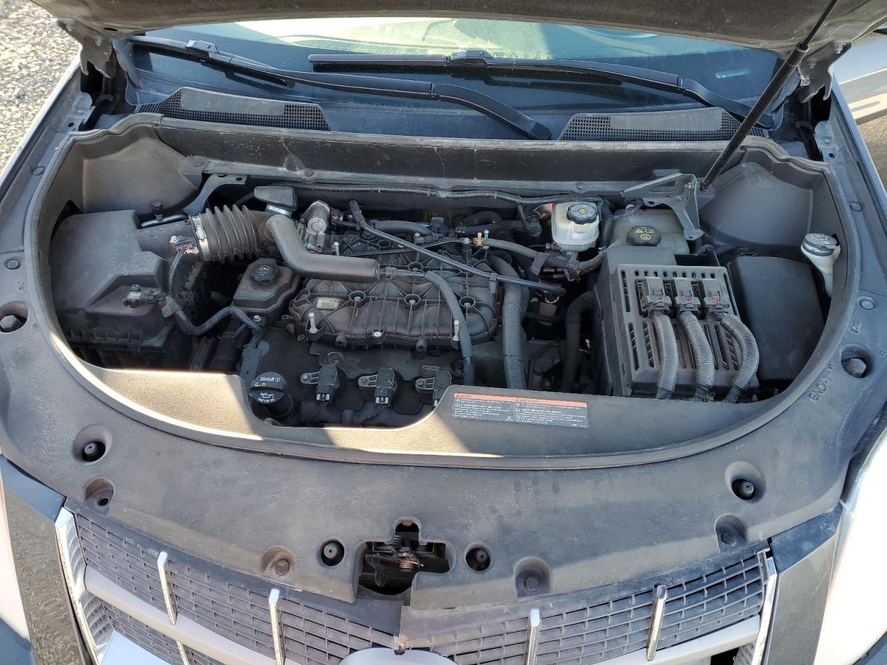 2010 Cadillac SRX - Image 11