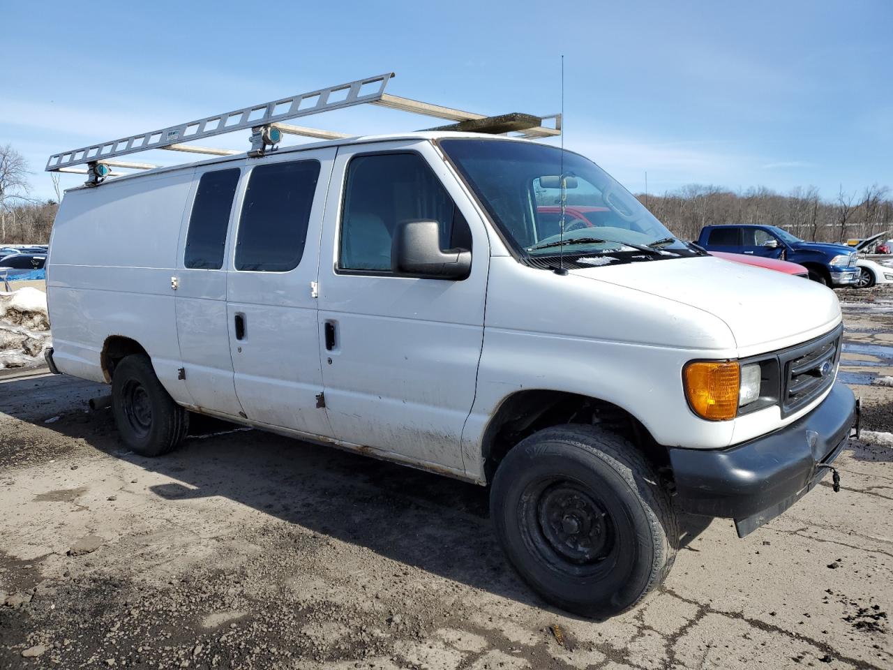 2006 Ford Econoline - Image 4
