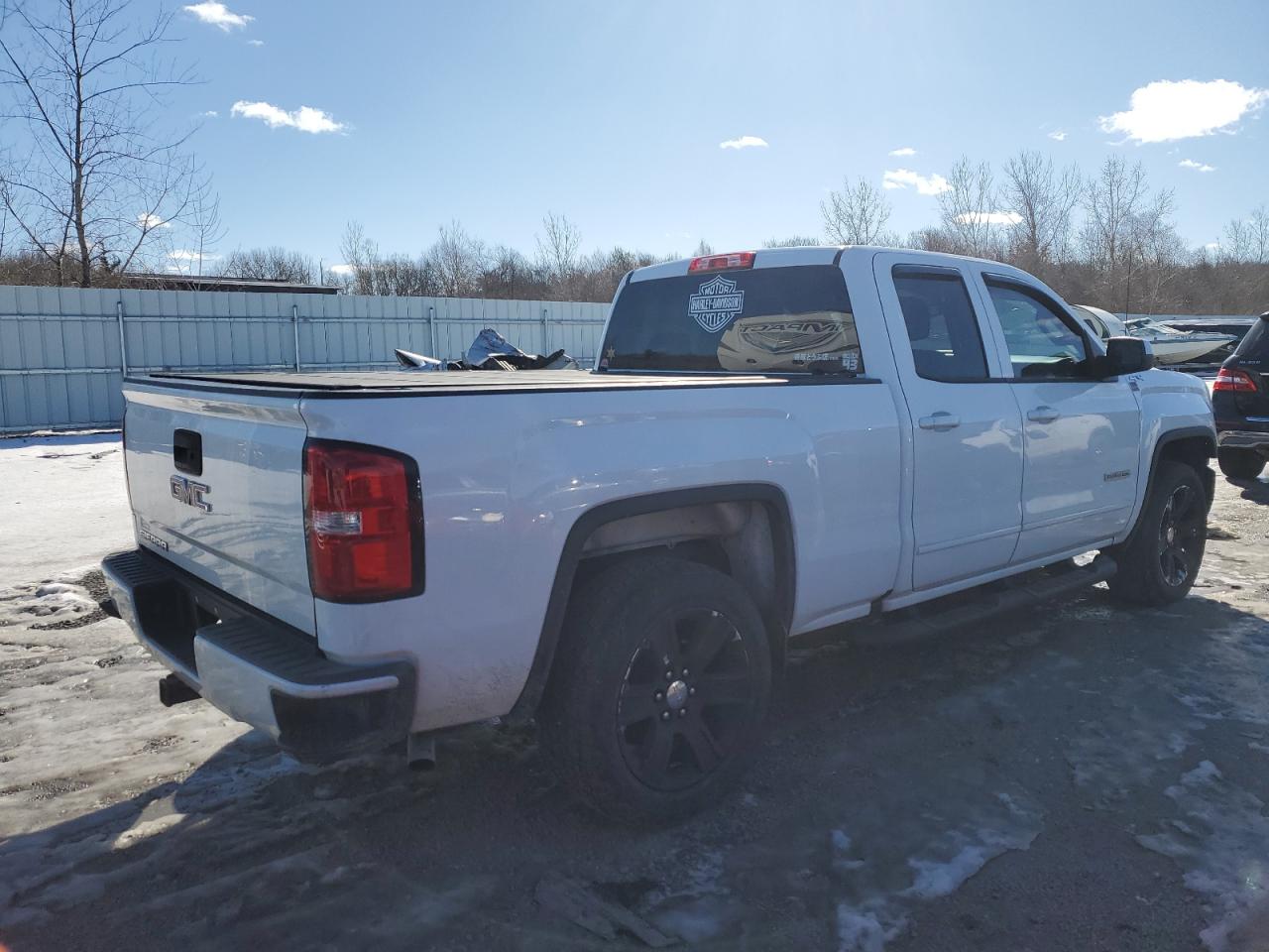 2018 GMC Sierra - Image 3