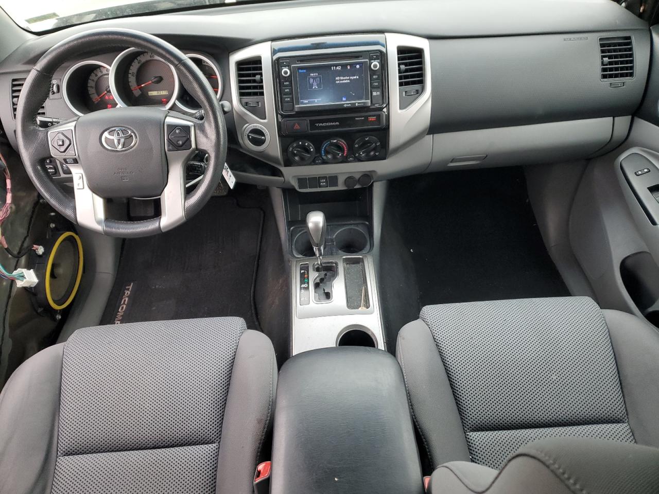 2015 Toyota Tacoma - Image 8
