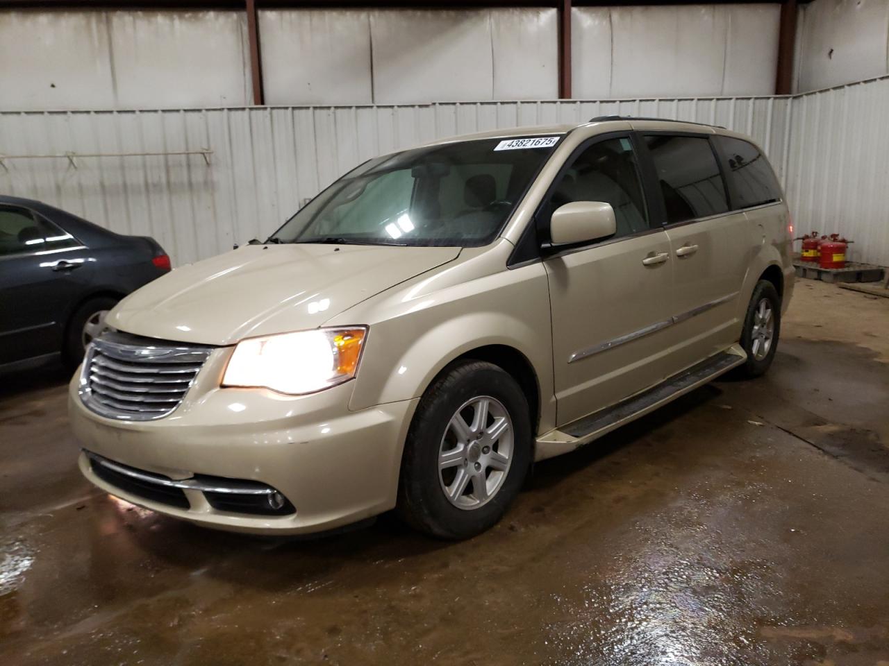2011 Chrysler Town & Country - Image 1