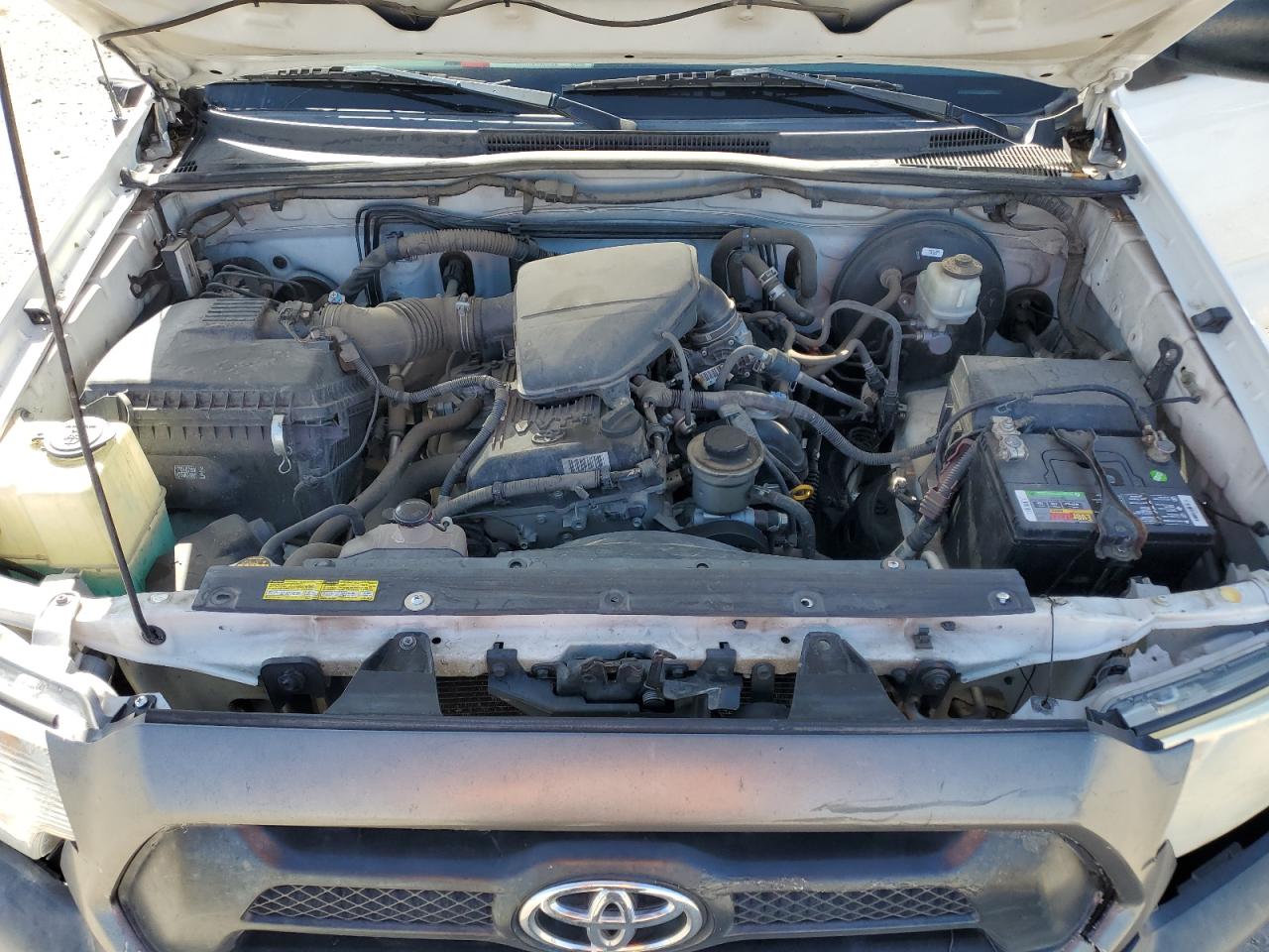 2013 Toyota Tacoma - Image 11