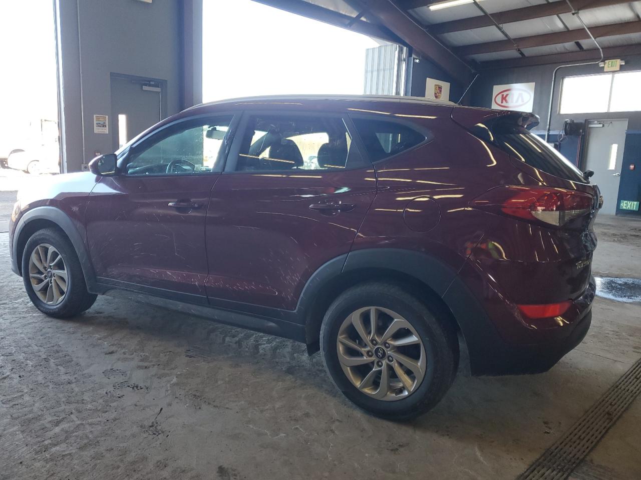 2016 Hyundai Tucson - Image 2
