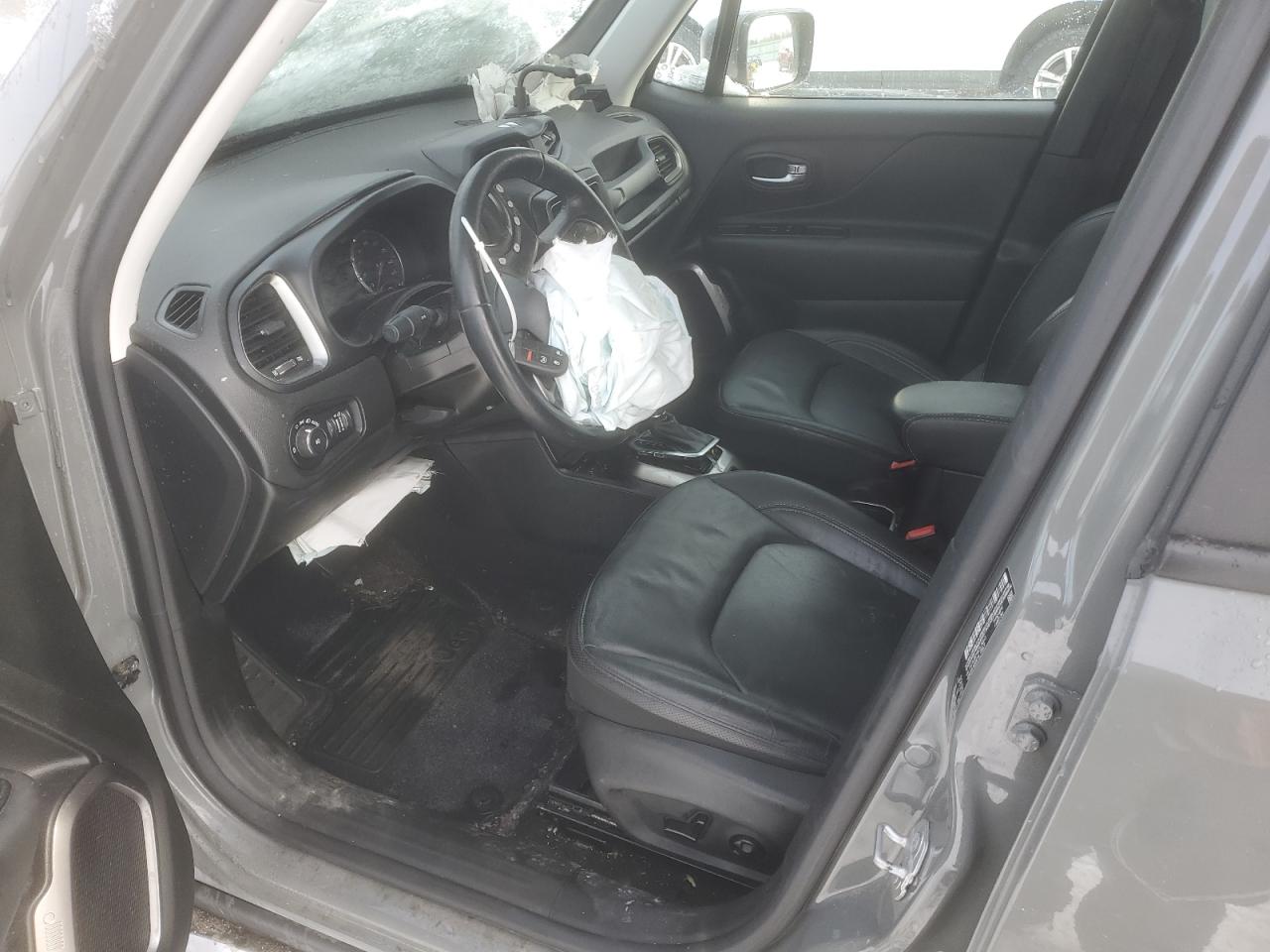 2020 Jeep Renegade - Image 7