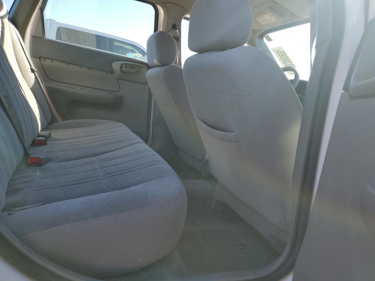 2005 Chevrolet Impala - Image 11