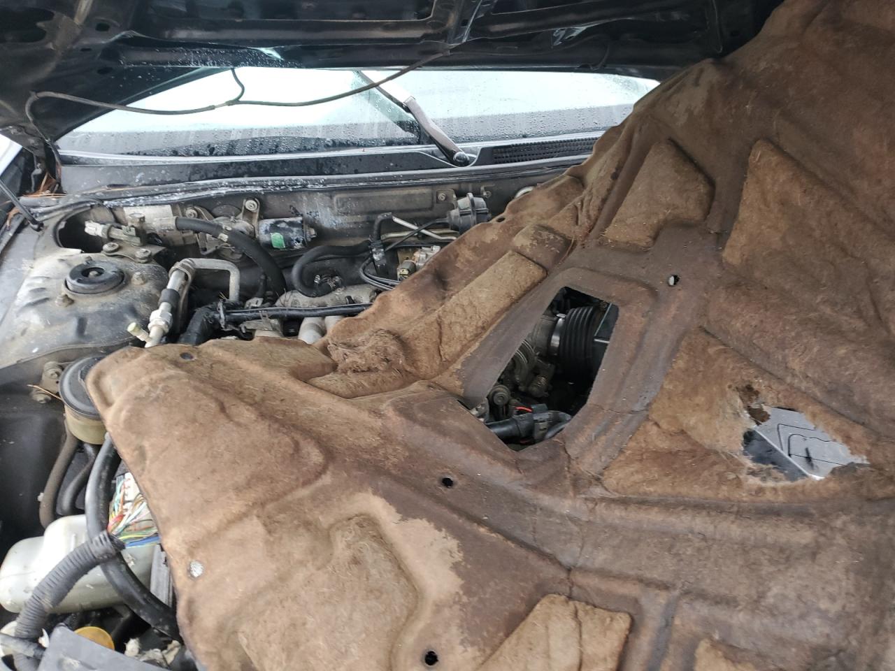 1997 Nissan Maxima - Image 12