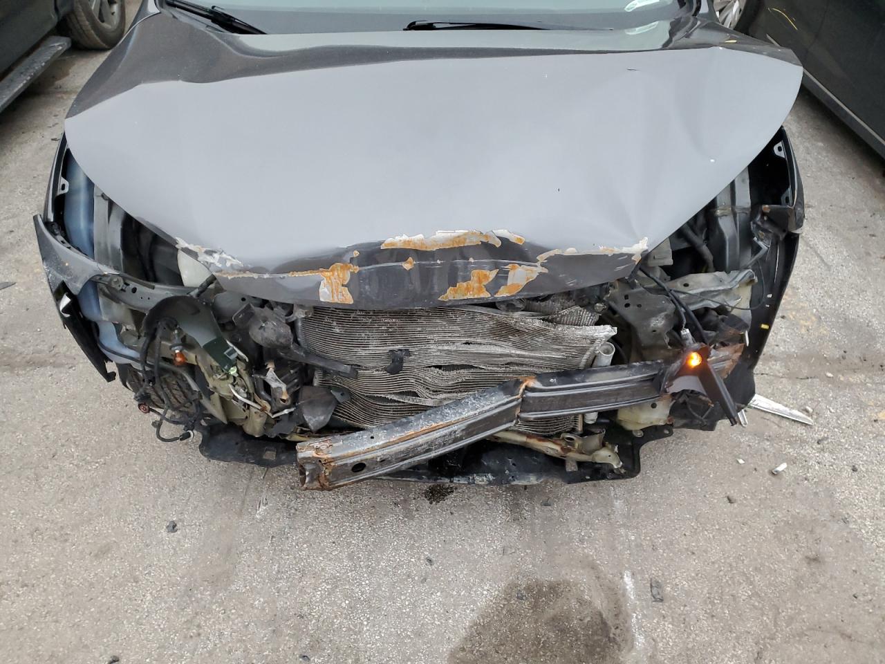 2012 Honda CR-V - Image 14