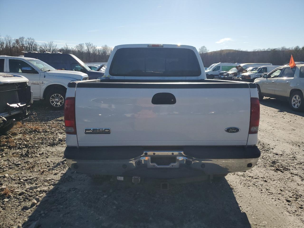 2005 Ford F250 - Image 6