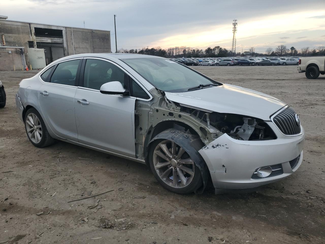 2014 Buick Verano - Image 4