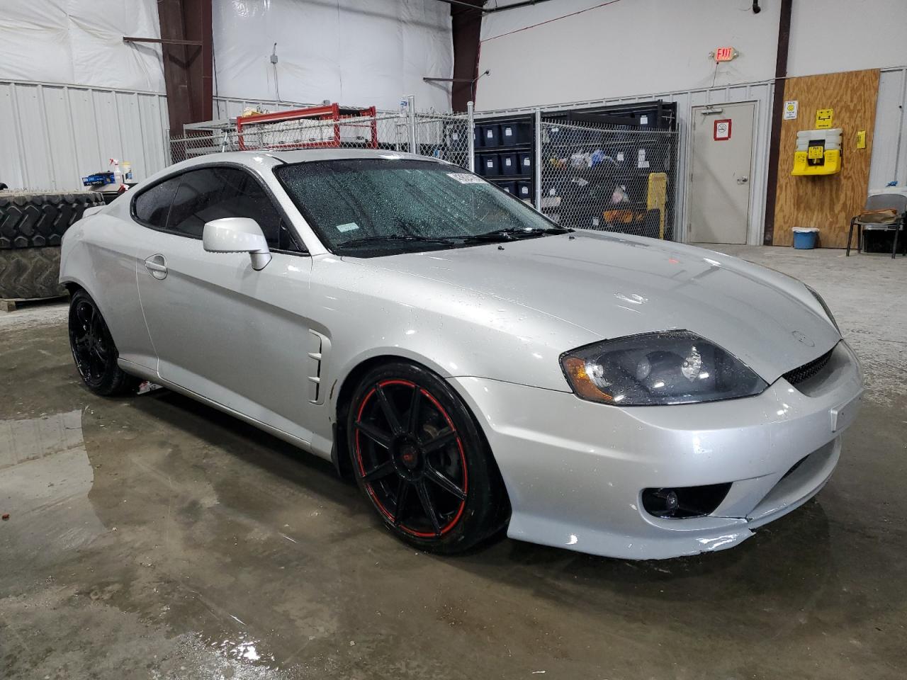 2006 Hyundai Tiburon - Image 4