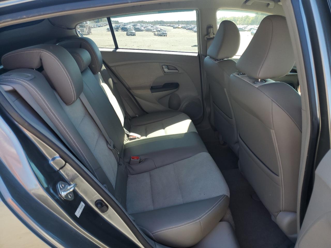 2014 Honda Insight - Image 10