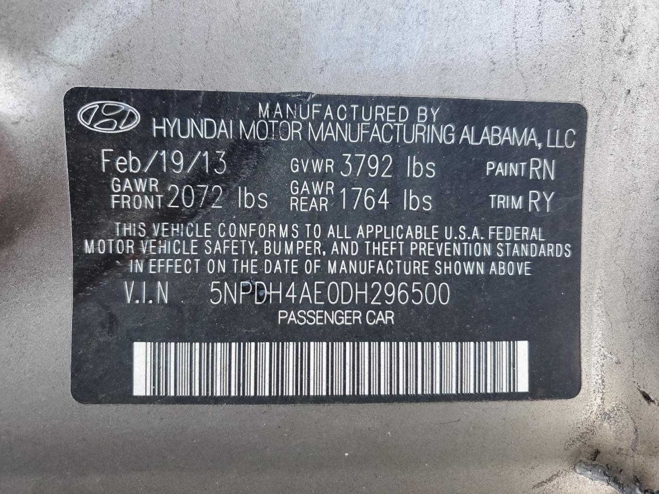 2013 Hyundai Elantra - Image 12