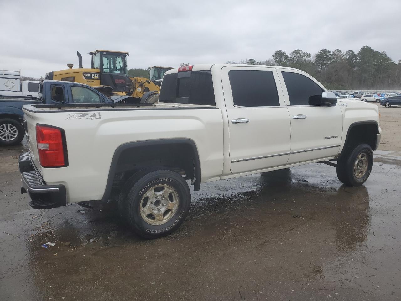 2015 GMC Sierra - Image 3
