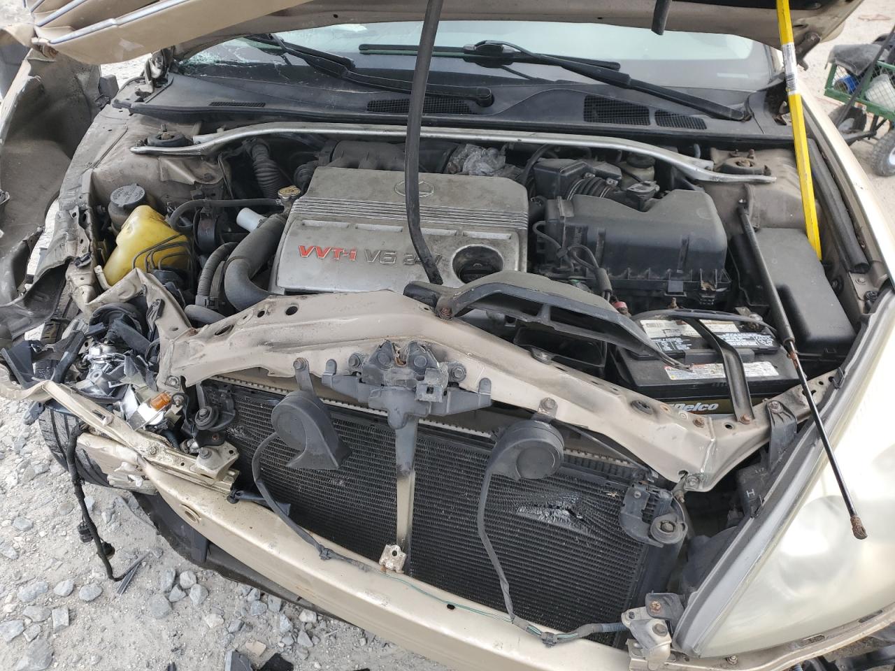2002 Lexus ES - Image 12