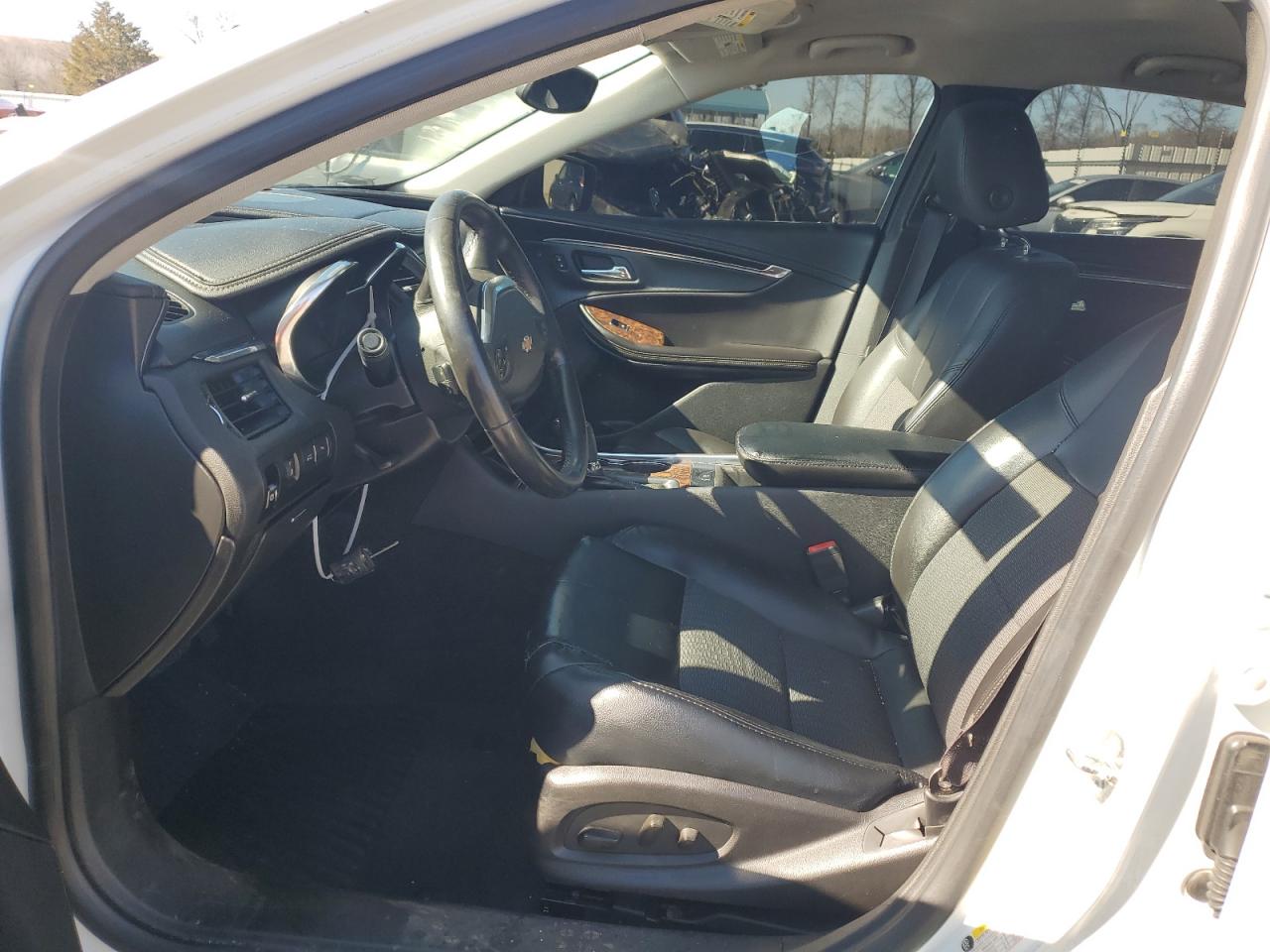2015 Chevrolet Impala - Image 7