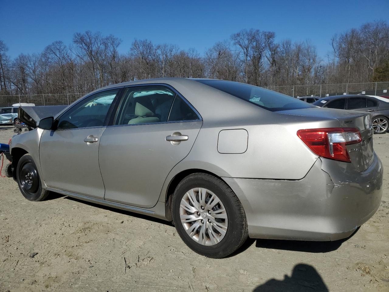 2014 Toyota Camry - Image 2