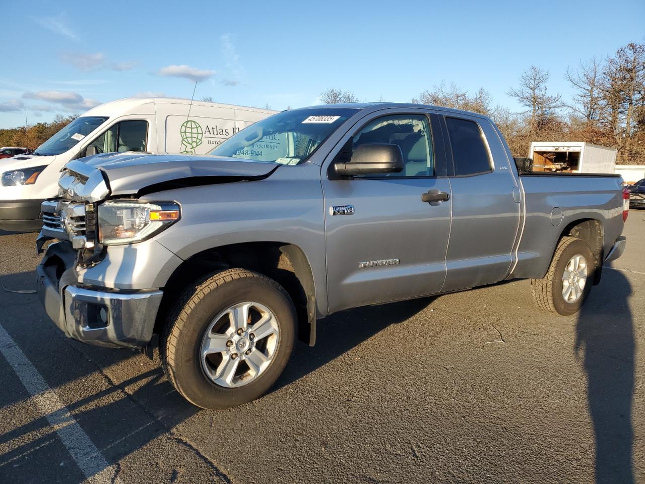 2016 Toyota Tundra - Image 1
