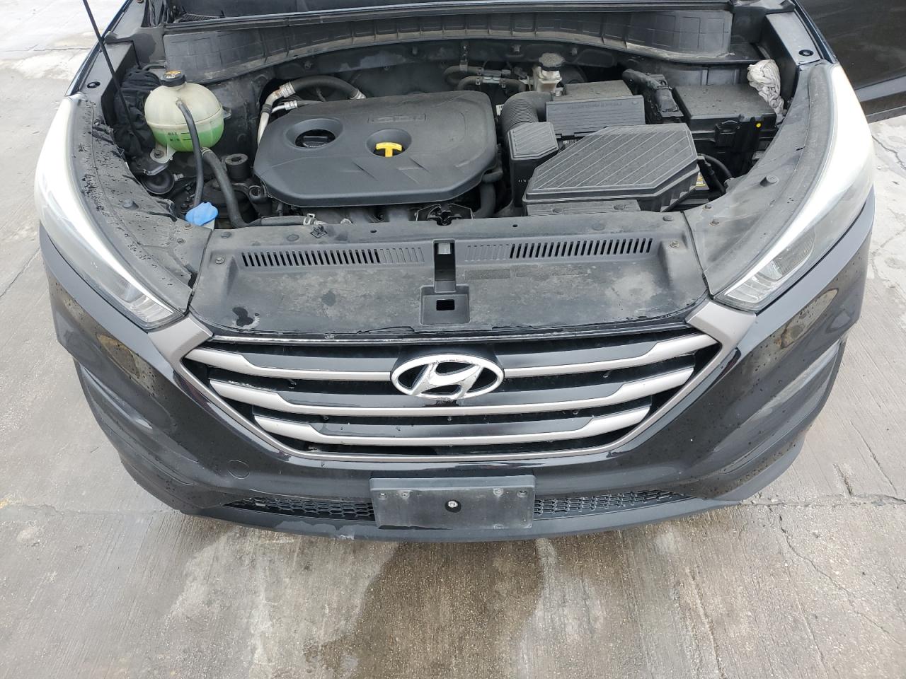 2016 Hyundai Tucson - Image 14