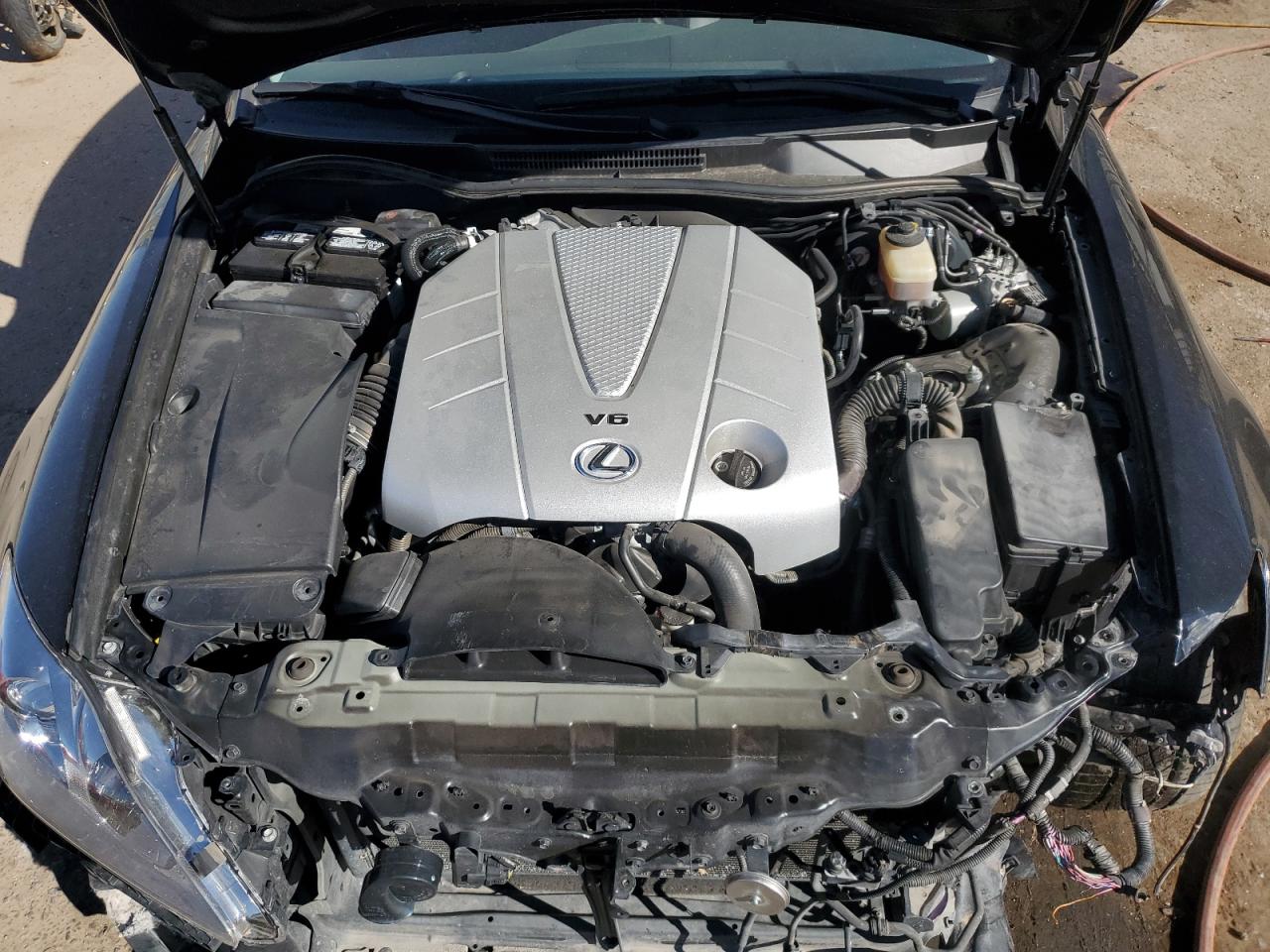2009 Lexus IS - Image 12