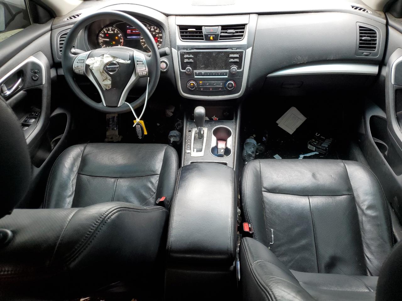 2016 Nissan Altima - Image 8