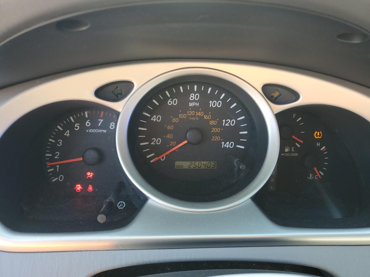 2006 Toyota Highlander - Image 9
