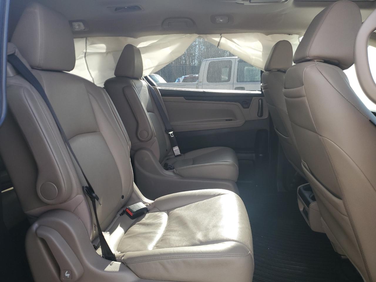5FNRL6H95JB111988 HONDA ODYSSEY 2018