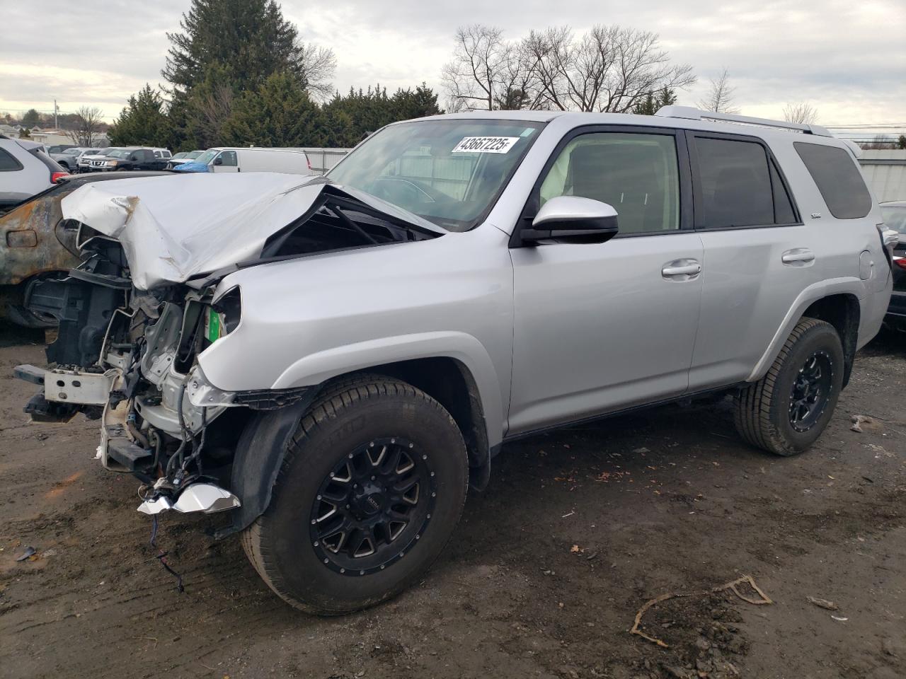2015 Toyota 4Runner - Image 1