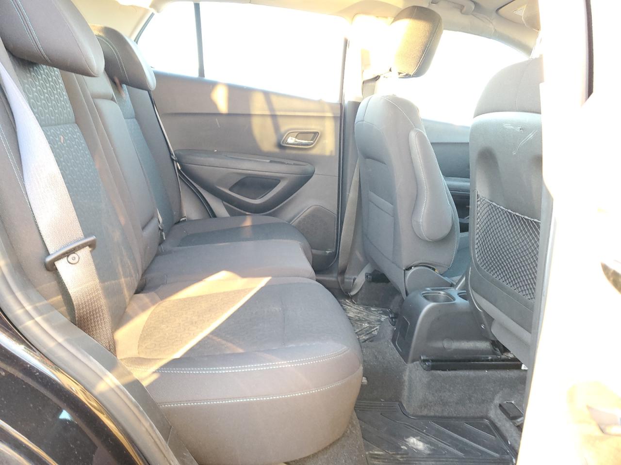 2016 Chevrolet Trax - Image 11